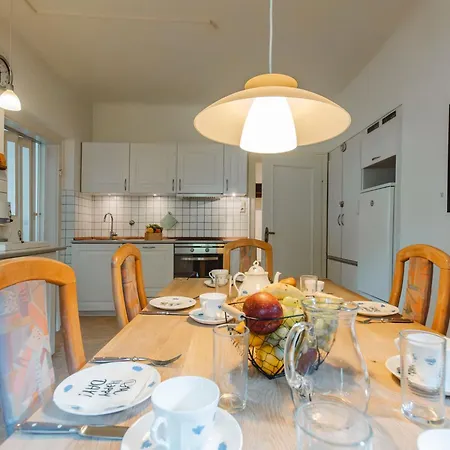 Schubert-5 By Interhome