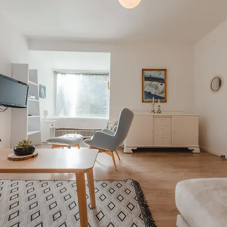 Apartment Schubert-5 By Interhome
